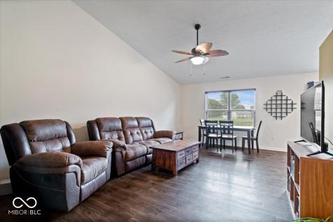 7427 Derek Drive Indianapolis IN 46113
