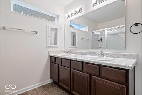 7427 Derek Drive Indianapolis IN 46113