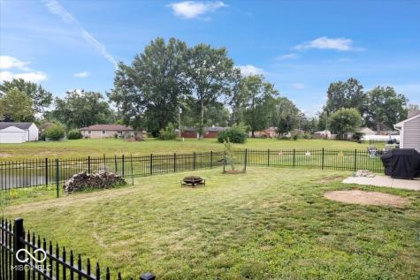 7427 Derek Drive Indianapolis IN 46113