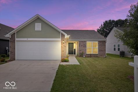 7427 Derek Drive Indianapolis IN 46113