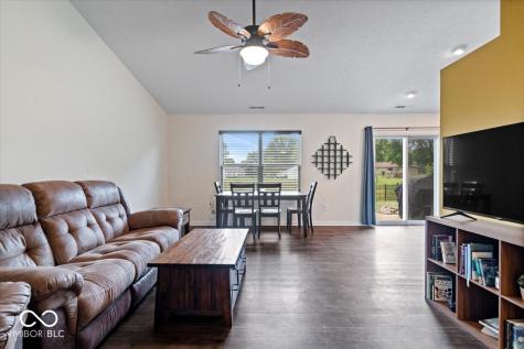 7427 Derek Drive Indianapolis IN 46113