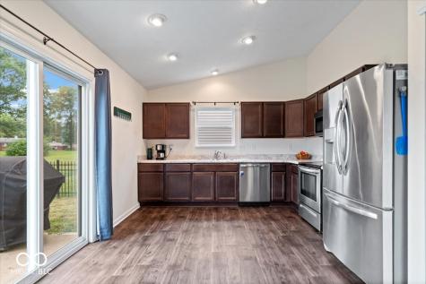 7427 Derek Drive Indianapolis IN 46113