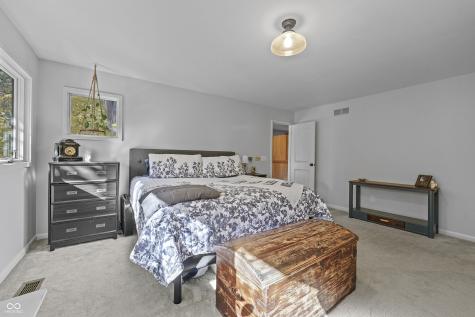 11416 Forest Knoll Circle Fishers IN 46037