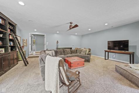 11416 Forest Knoll Circle Fishers IN 46037