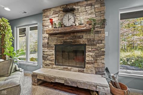 11416 Forest Knoll Circle Fishers IN 46037