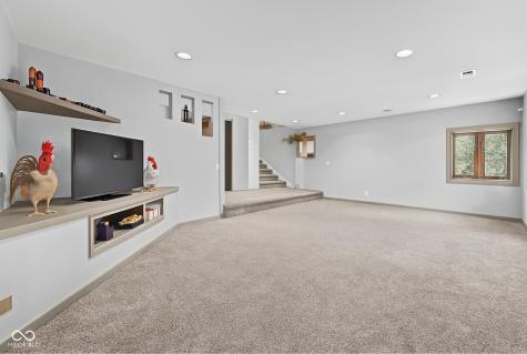 11416 Forest Knoll Circle Fishers IN 46037
