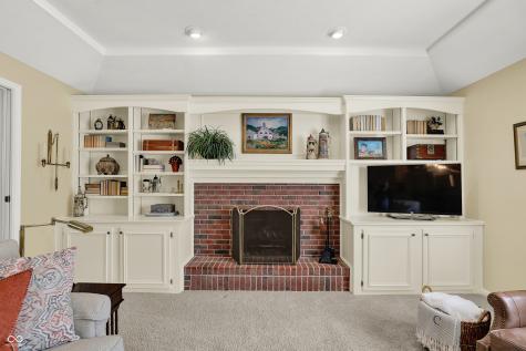 5771 Osprey Way Carmel IN 46033