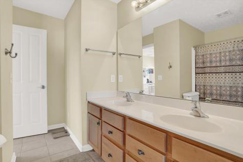 6530 Briarwood Place Zionsville IN 46077