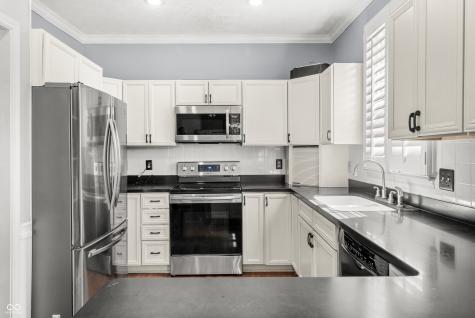 8754 Nora Woods Drive Indianapolis IN 46240