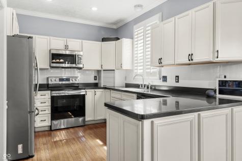 8754 Nora Woods Drive Indianapolis IN 46240
