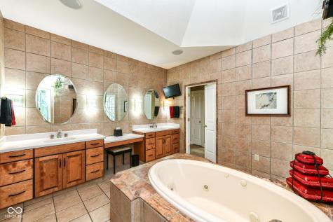 201 S Creedmoor Way Anderson IN 46011