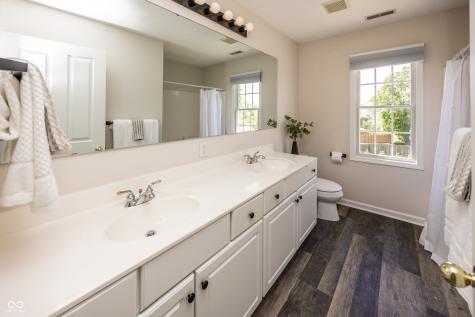 10928 Valley Forge Circle Carmel IN 46032