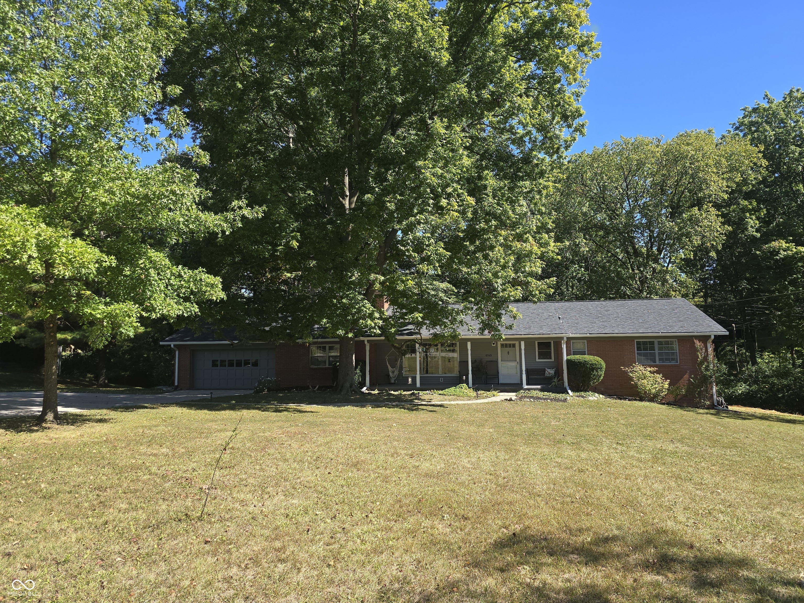 6149 Brokenhurst Road Indianapolis IN 46220