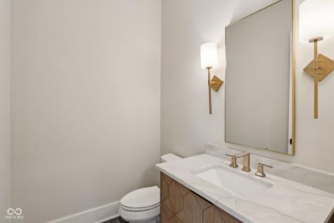 579 Exmoor Drive Carmel IN 46032