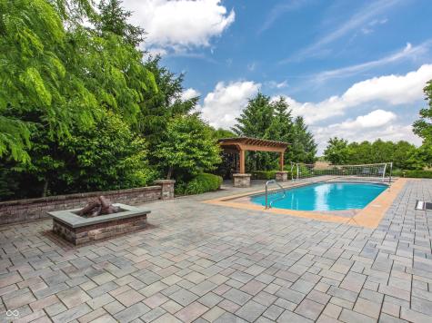 1546 E Osprey Drive Greenfield IN 46140