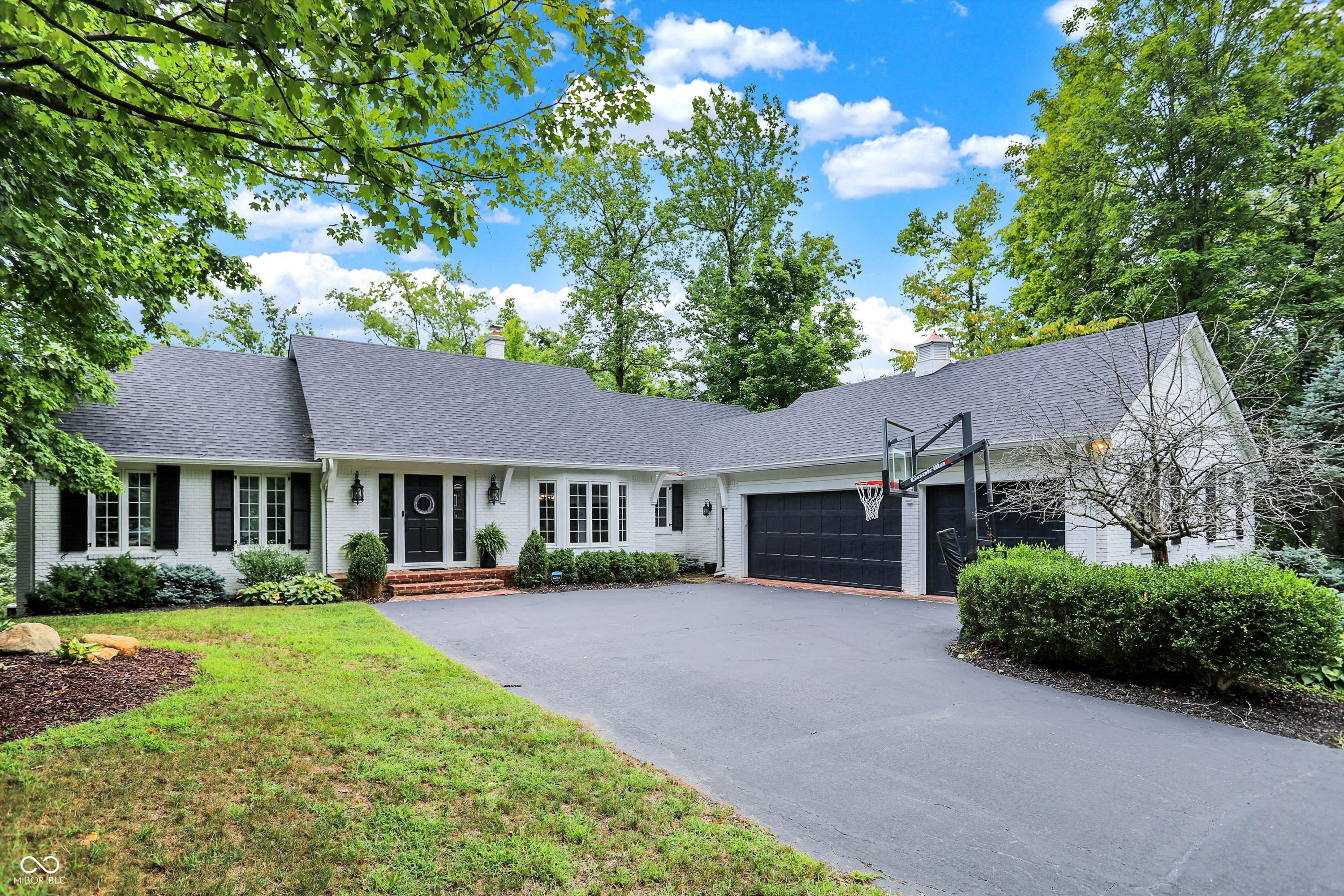 8305 Reef Court Indianapolis IN 46236