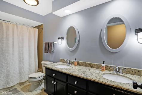8305 Reef Court Indianapolis IN 46236