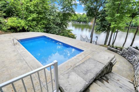 8305 Reef Court Indianapolis IN 46236