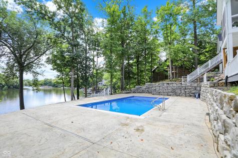 8305 Reef Court Indianapolis IN 46236
