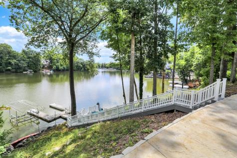 8305 Reef Court Indianapolis IN 46236