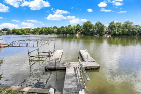 8305 Reef Court Indianapolis IN 46236