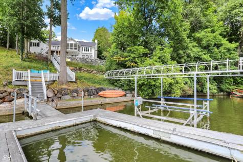8305 Reef Court Indianapolis IN 46236