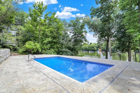 8305 Reef Court Indianapolis IN 46236