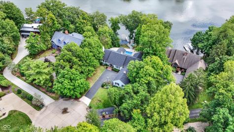 8305 Reef Court Indianapolis IN 46236