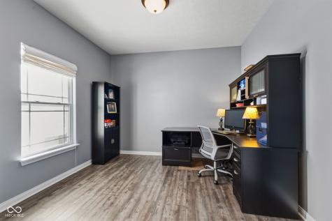 7158 Lakeland Trails Boulevard Indianapolis IN 46259