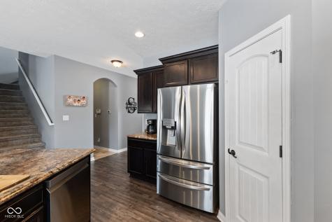 7158 Lakeland Trails Boulevard Indianapolis IN 46259