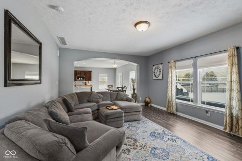 7158 Lakeland Trails Boulevard Indianapolis IN 46259