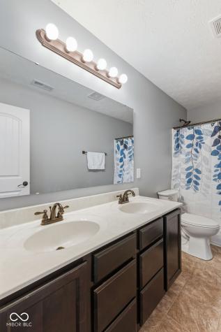 7158 Lakeland Trails Boulevard Indianapolis IN 46259