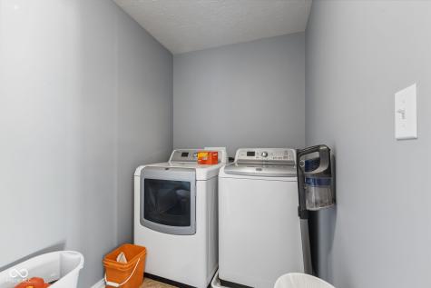 7158 Lakeland Trails Boulevard Indianapolis IN 46259