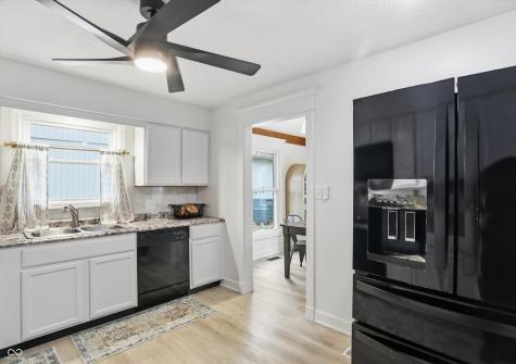 999 Shoreline Circle Cicero IN 46034