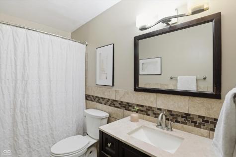 999 Shoreline Circle Cicero IN 46034