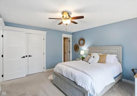 999 Shoreline Circle Cicero IN 46034