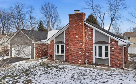 999 Shoreline Circle Cicero IN 46034