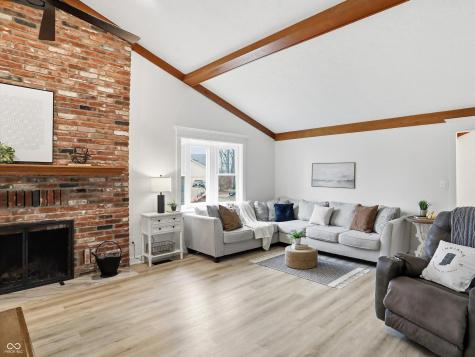 999 Shoreline Circle Cicero IN 46034