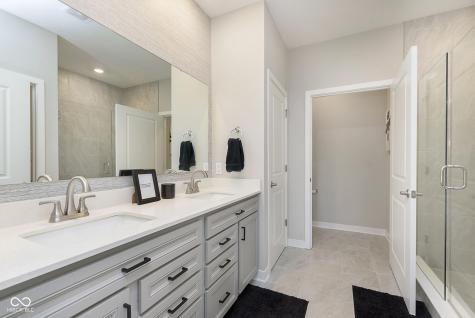 11584 Glen Ridge Circle Fishers IN 46037