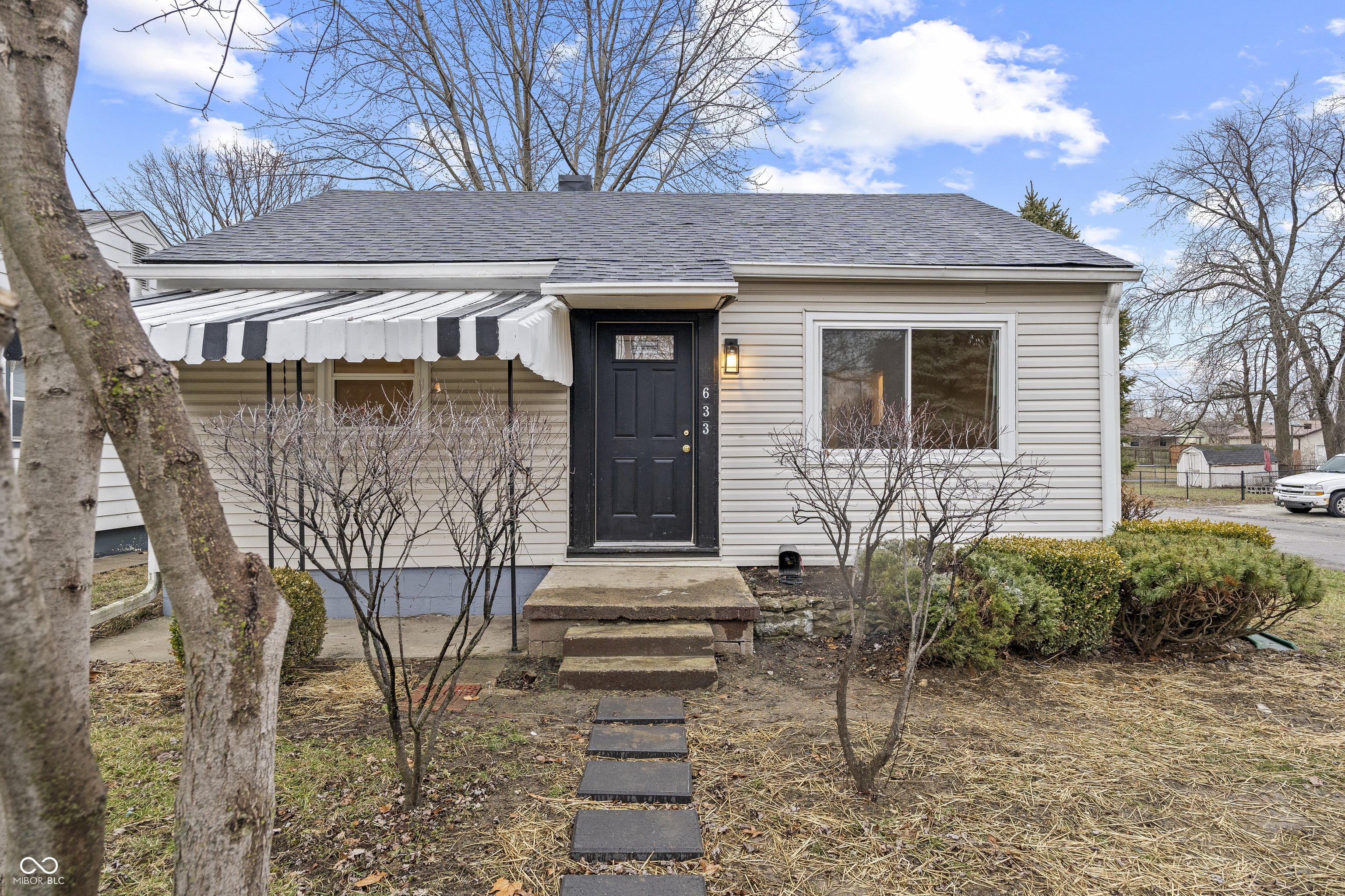 633 S Grand Avenue Indianapolis IN 46219