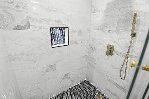 2715 S A Street Elwood IN 46036