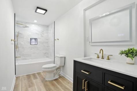 2715 S A Street Elwood IN 46036