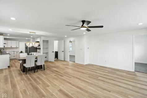 2715 S A Street Elwood IN 46036