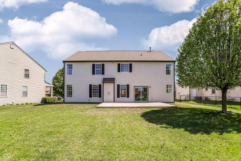 1509 Old Thicket Court Greenwood IN 46143