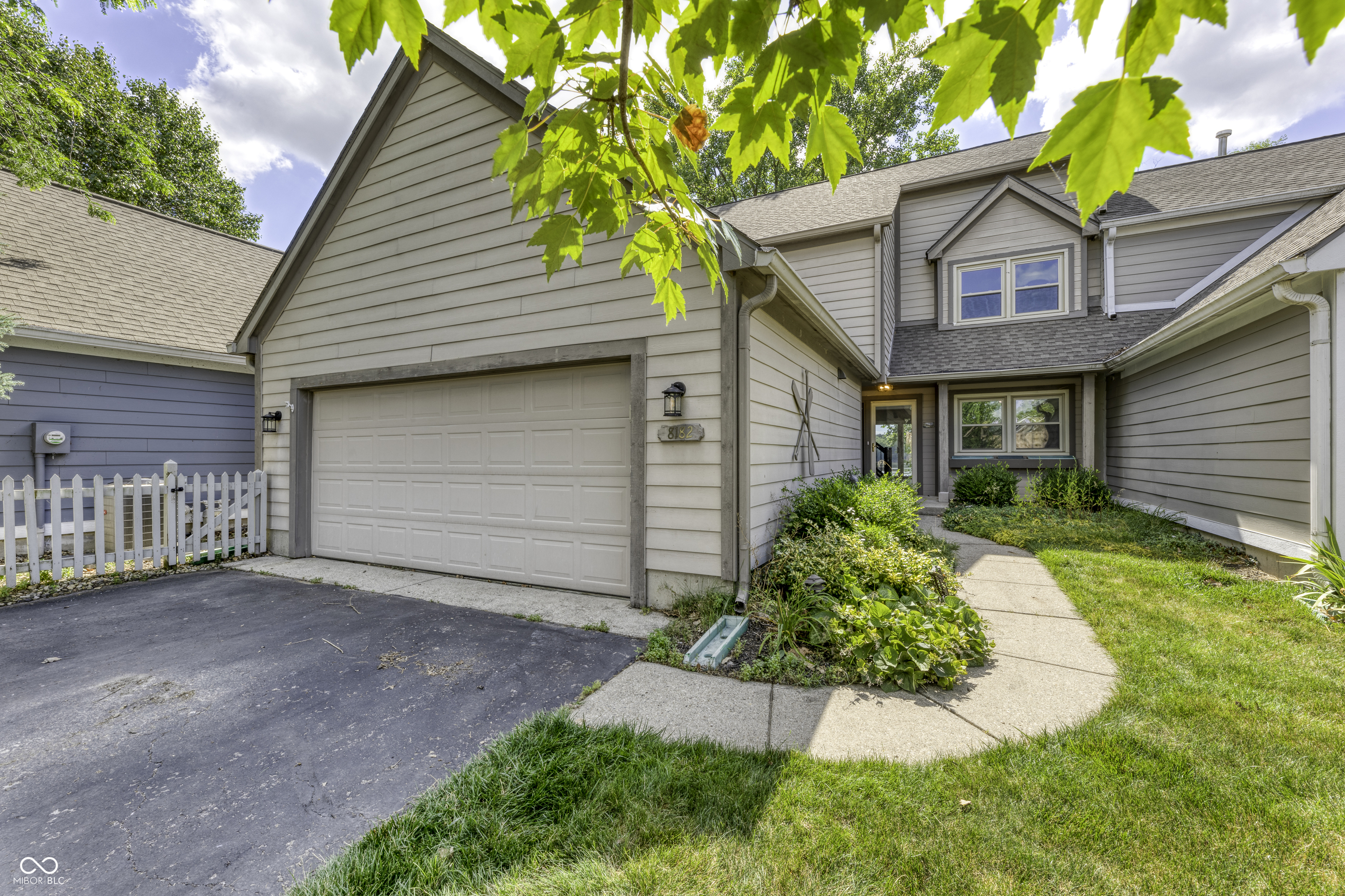 8182 River Bay Drive E Indianapolis IN 46240