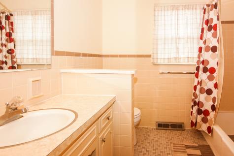 639 Radburn Drive Indianapolis IN 46214