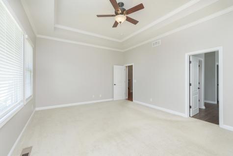 3838 Hearthstone Drive Zionsville IN 46077