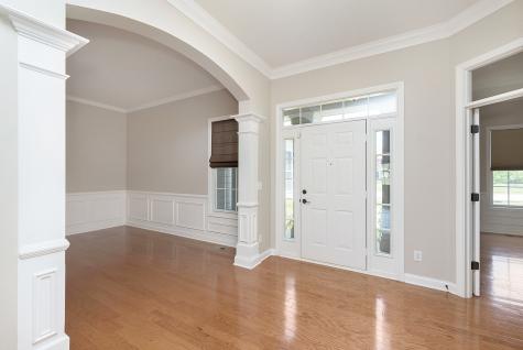 3838 Hearthstone Drive Zionsville IN 46077