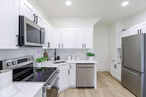 910 Sanders Street Indianapolis IN 46203