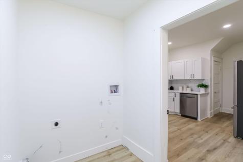 910 Sanders Street Indianapolis IN 46203